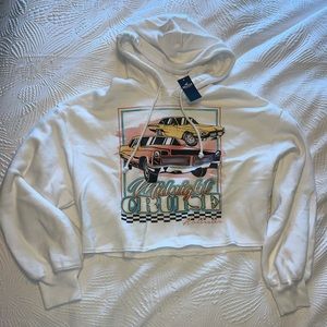 NEW Hollister Cropped Sweater
